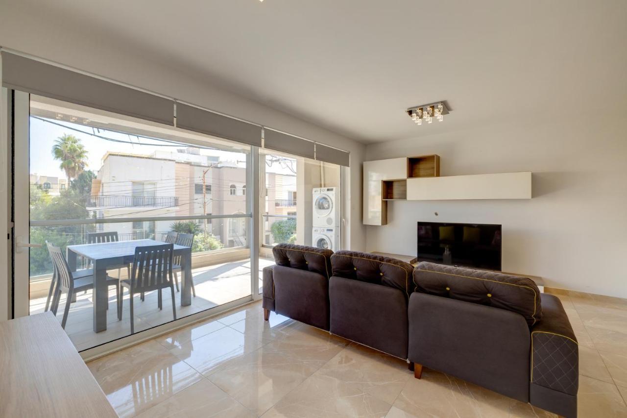 Marvellous 3Br Apartment In Central St Julians Saint Julian's Екстериор снимка