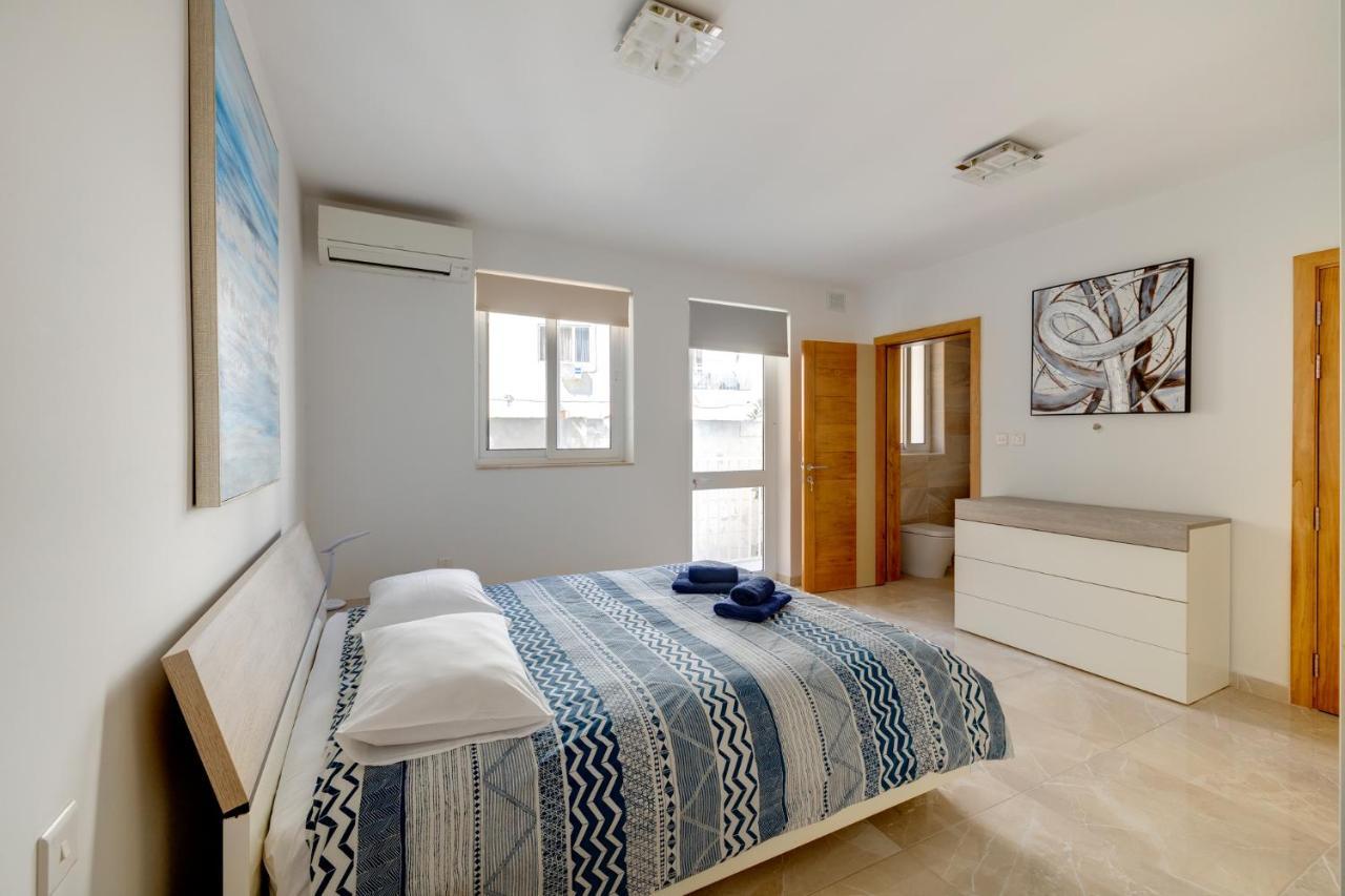 Marvellous 3Br Apartment In Central St Julians Saint Julian's Екстериор снимка