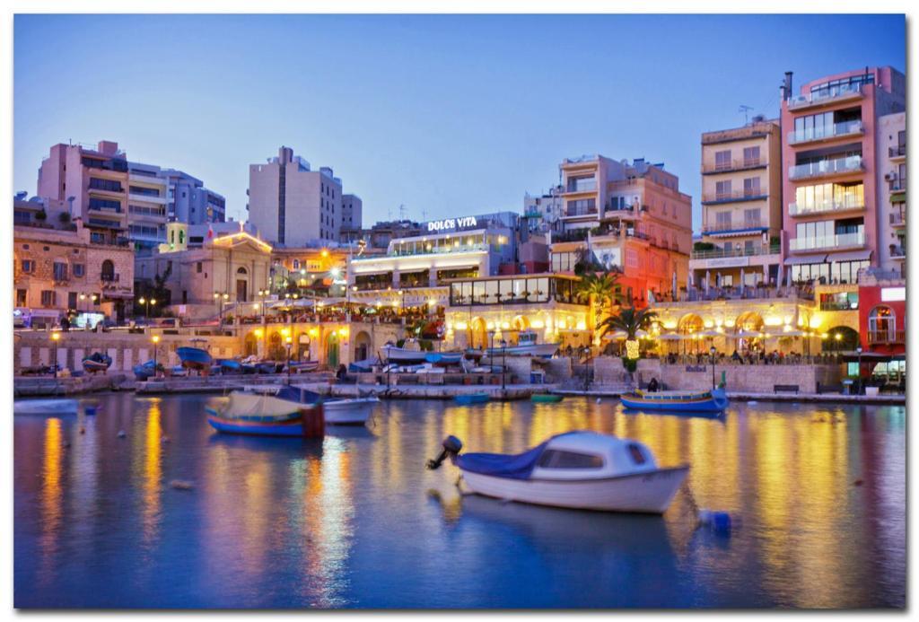Marvellous 3Br Apartment In Central St Julians Saint Julian's Екстериор снимка